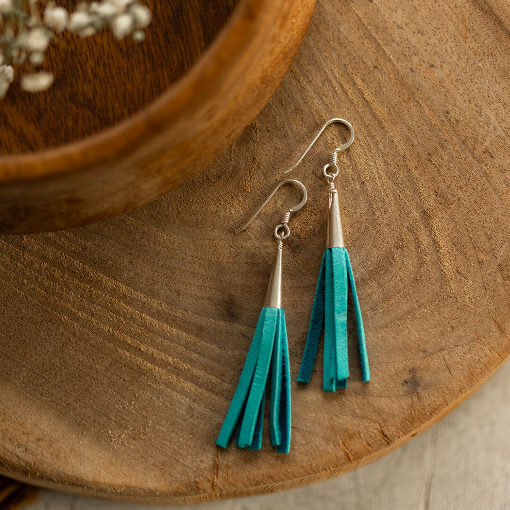 Fly Away Mini earrings - color bluebird